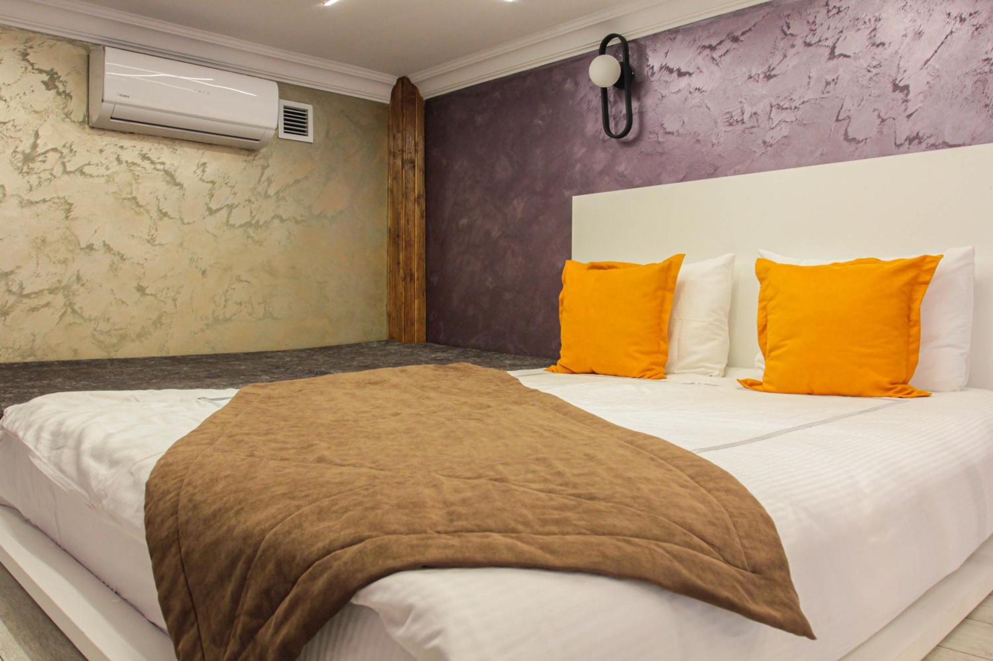 Aparthotel E-Lite& Meatador Akmola Esterno foto